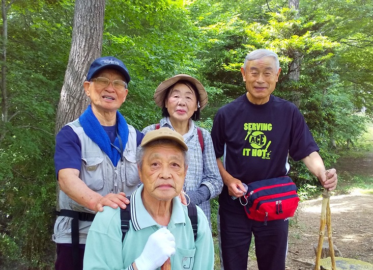 「茂呂山の‶守護神″西山さんと歩く 茂呂山」　―町のお手軽森林浴スポット、茂呂山へようこそ！―