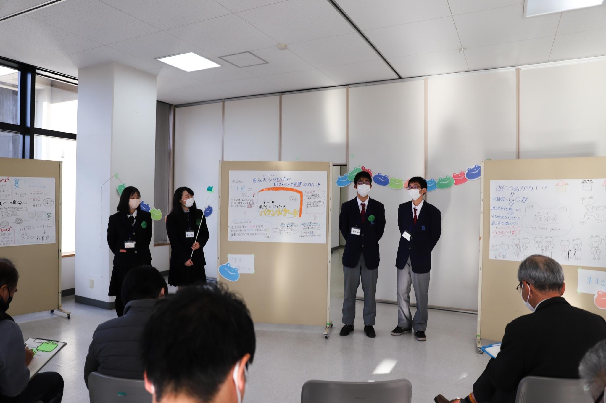 発表の様子 発表の様子