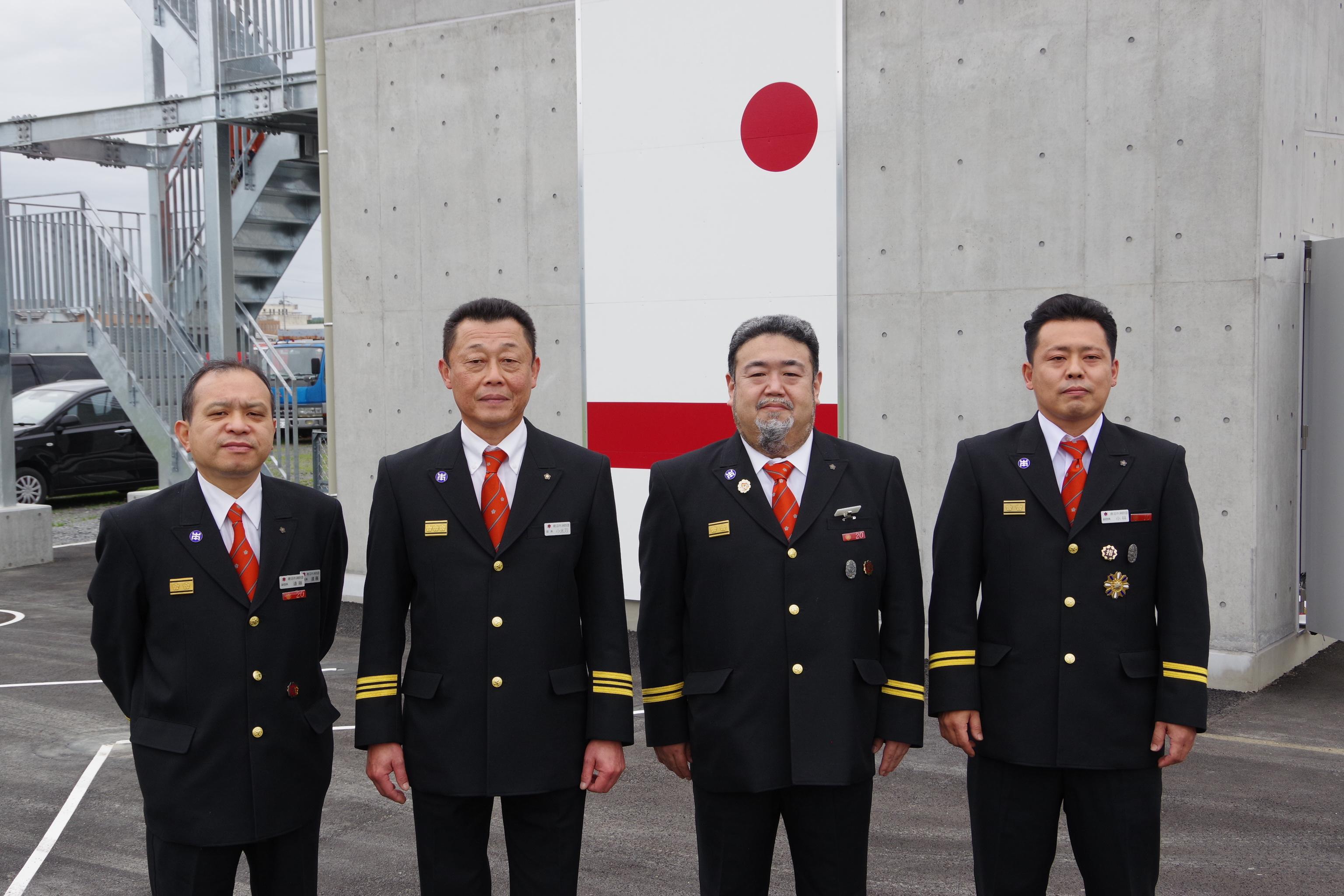 左から：遠藤副団長、小太刀団長、大貫副団長、小林副団長