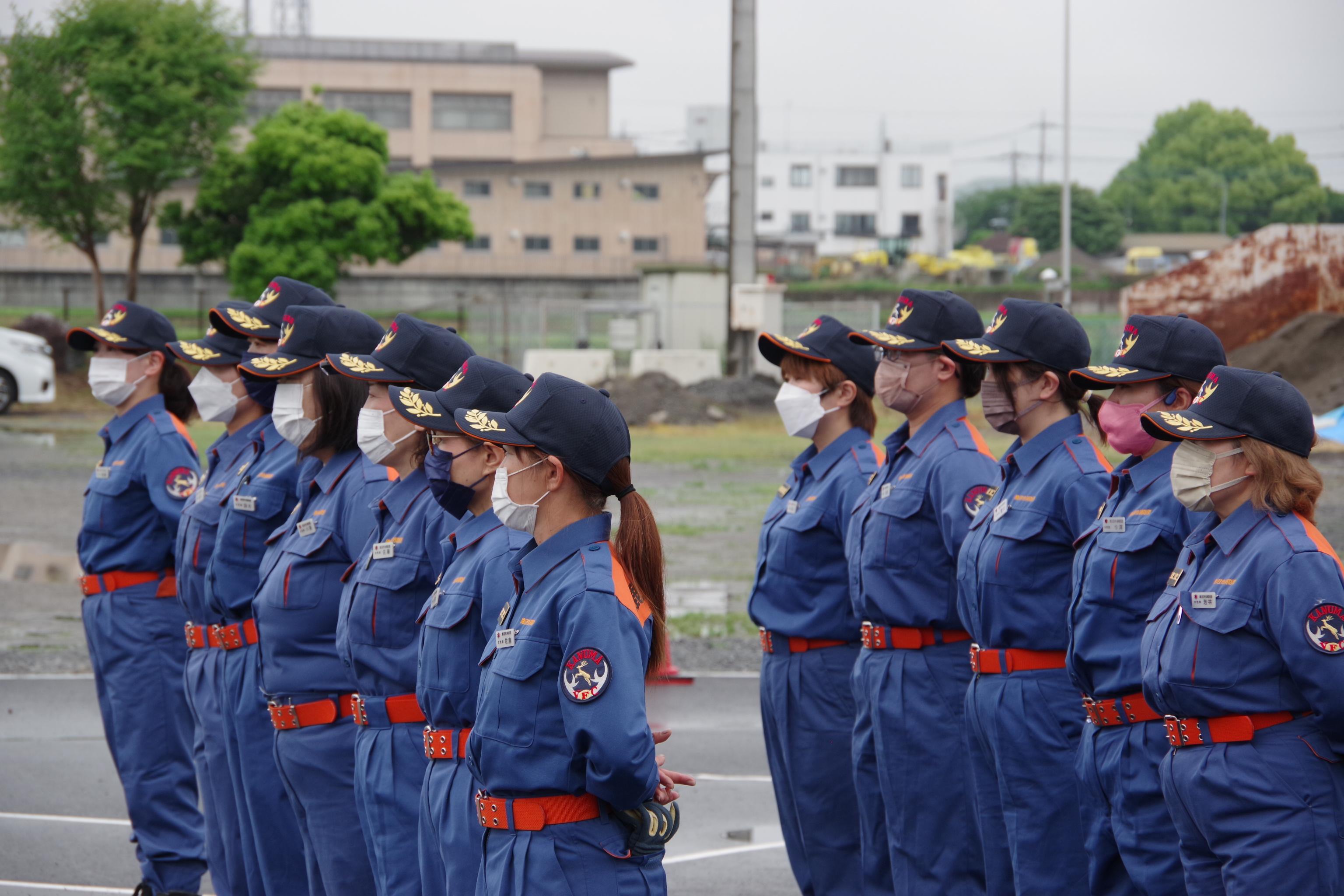 女性部の整列