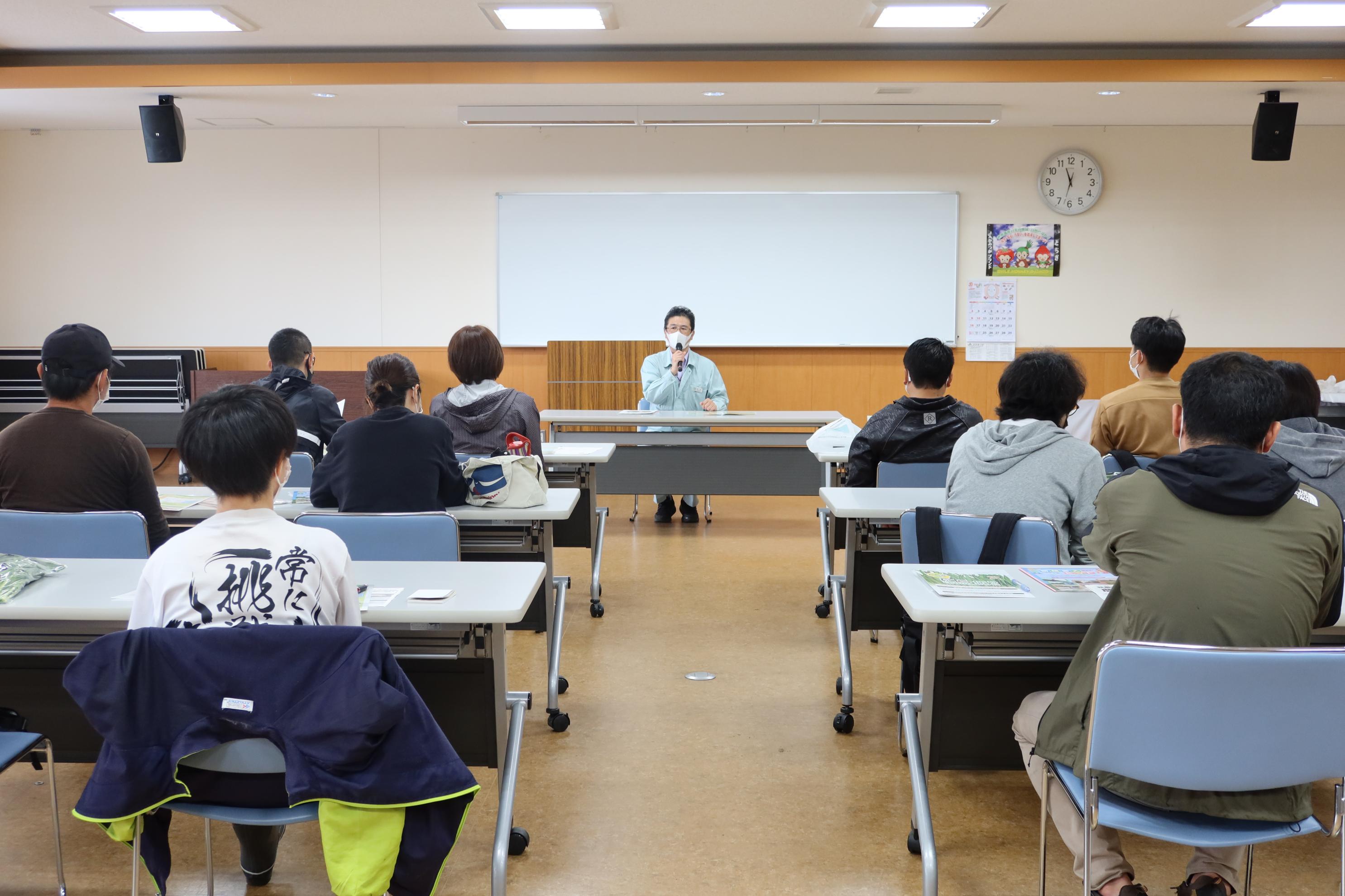 ニラ研修の様子