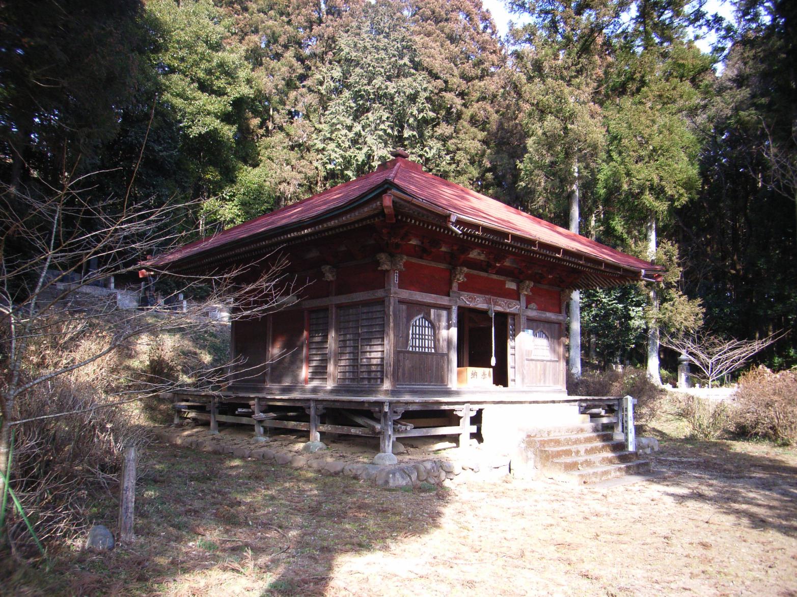 R3246899