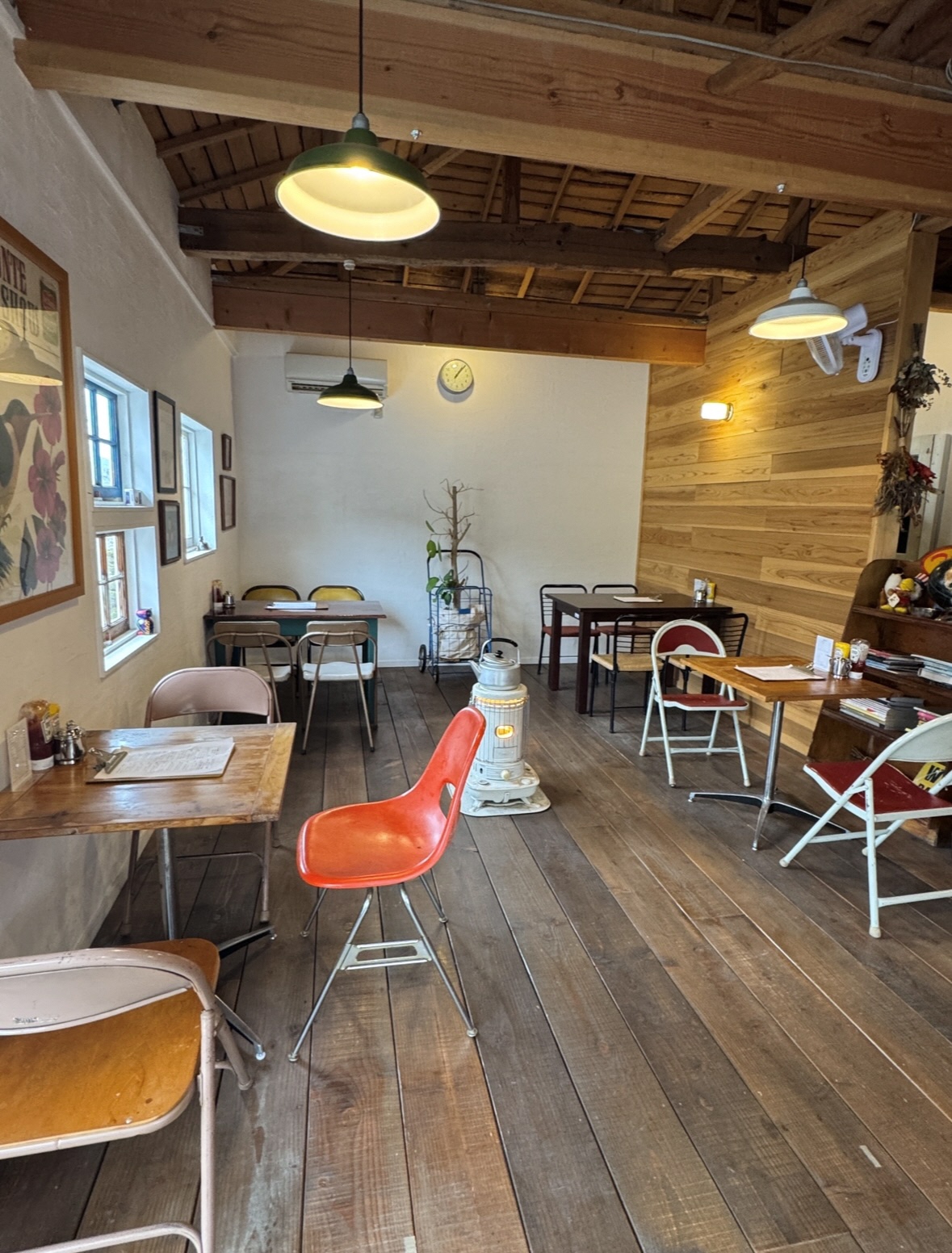 21. drive-in NANMA 店内