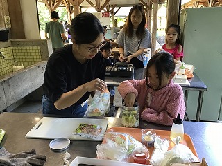 朝食づくり 朝食づくり