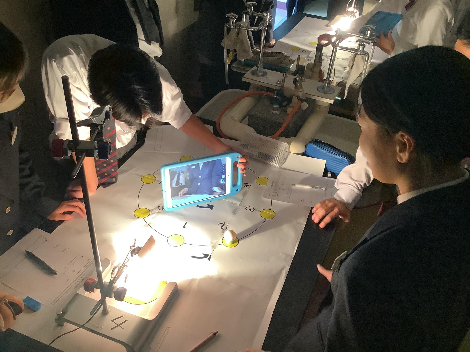 タブレットを使った協同的な学び