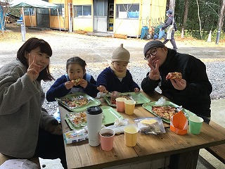 窯焼きピザづくり