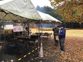 窯焼きピザづくり