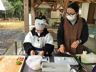 窯焼きピザづくり