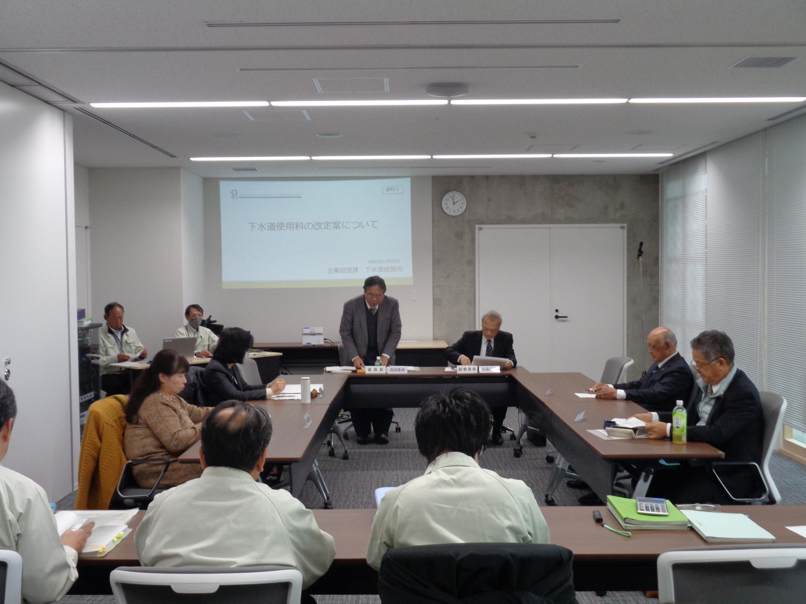 令和6年度 第3会上下水道事業経営委員会.jpg