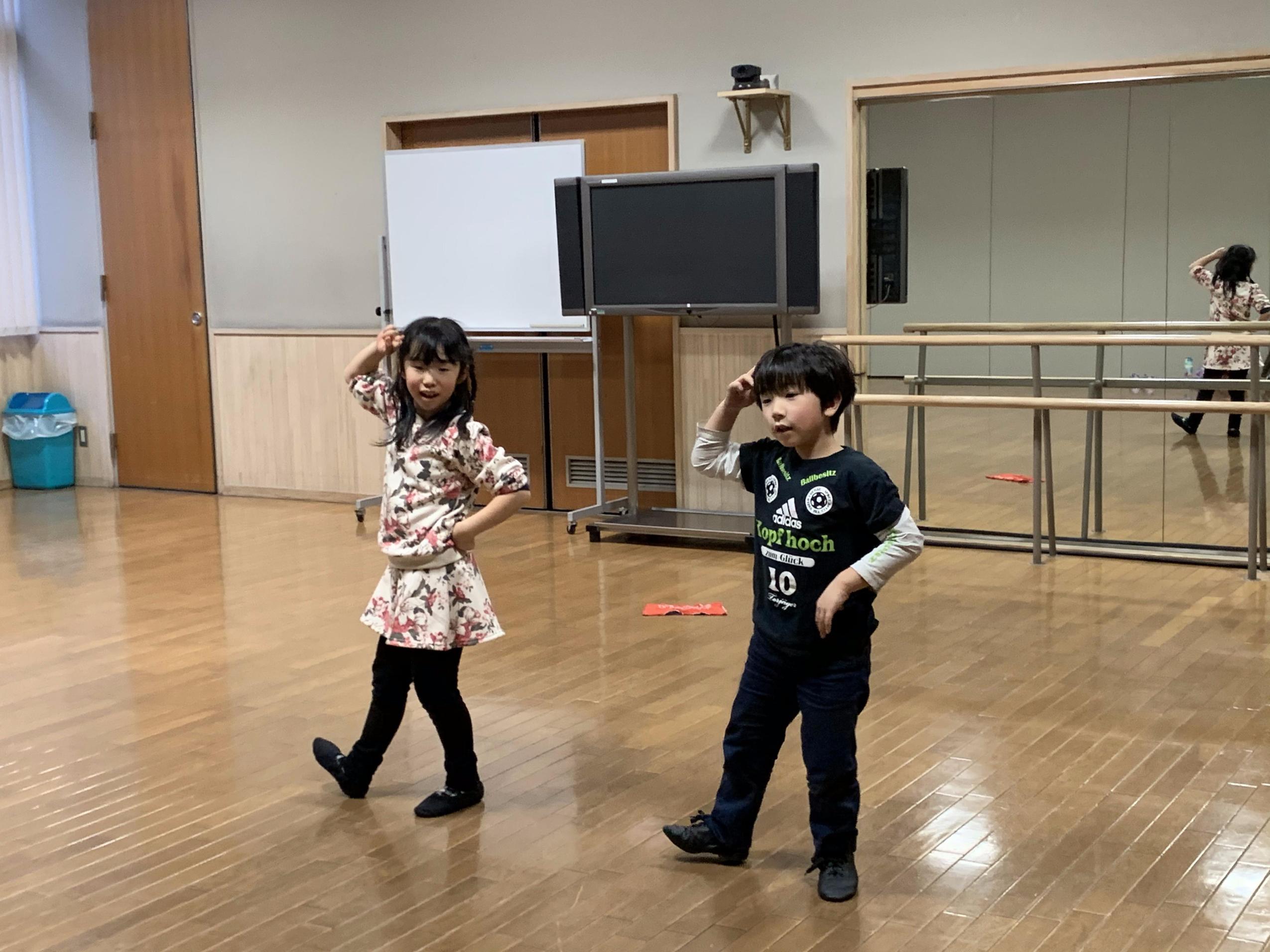 85・86+ミュージカル.png はじめてのミュージカル