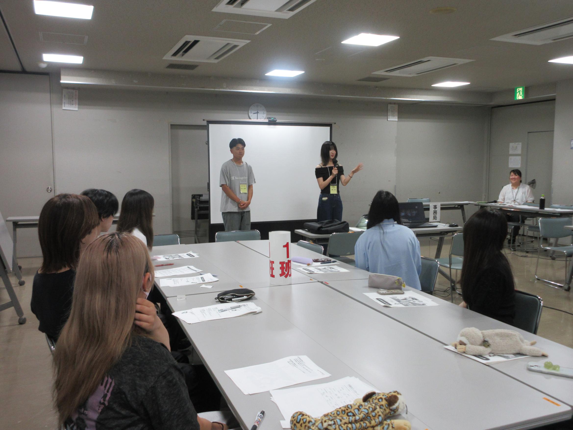 OBOGから、自分たちが実行委員会で経験した上での想いを、後輩たちに伝えてもらいました! OBOGから、自分たちが実行委員会で経験した上での想いを、後輩たちに伝えてもらいました!
