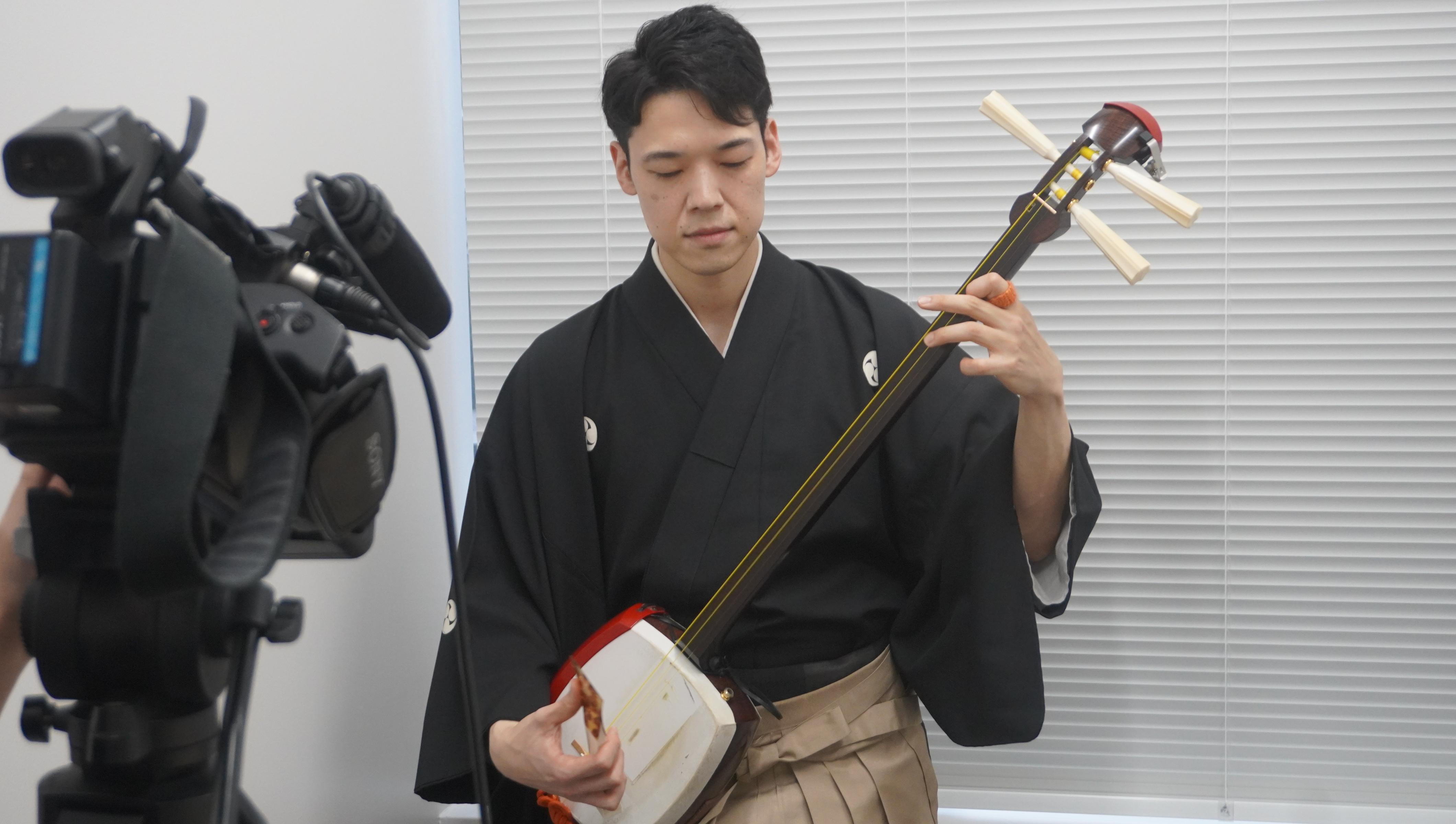 浅井沙弥香さん大使委嘱状交付式の様子(3)